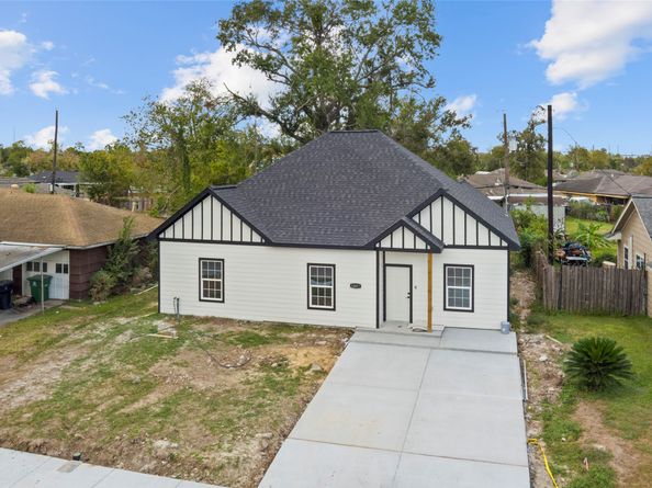 12011 Coulson Cir, Houston TX 77015