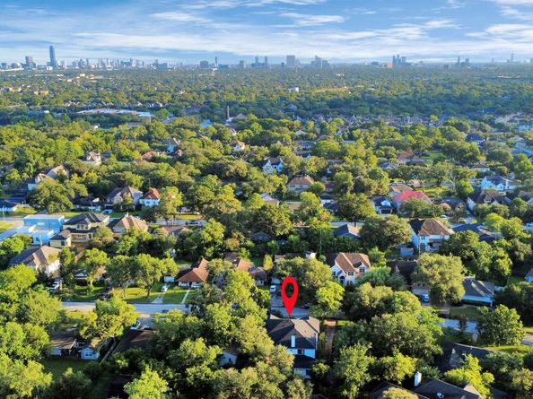 3305 Rochdale Street, Houston TX 77025