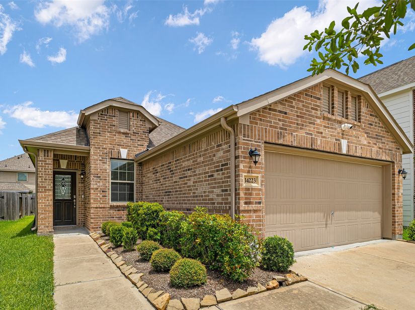 14223 Couturie Forest TRL Trail, Houston TX 77045