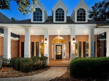27 Acorn Cluster Court
