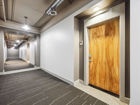 1901 Post Oak Boulevard 408, Houston TX 77056