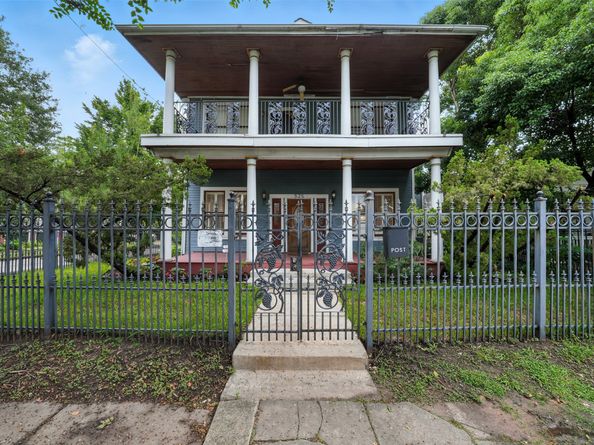 525 Teetshorn Street, Houston TX 77009