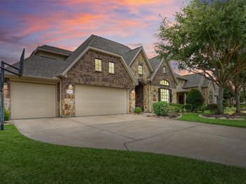 2043 Summer Gardens Lane