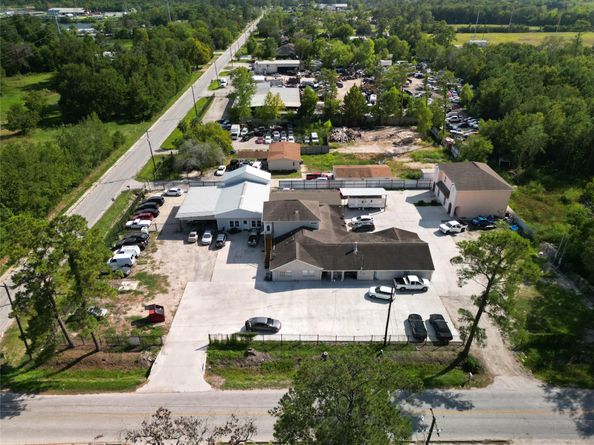 6820 Winfield Road, Houston TX 77050