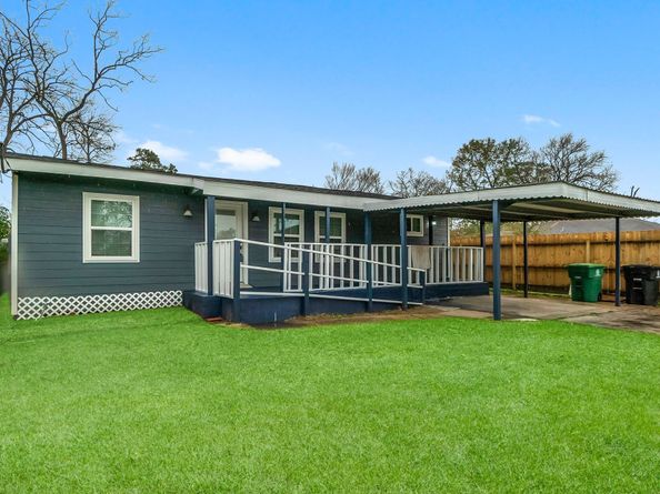 4622 Firnat Street, Houston TX 77016