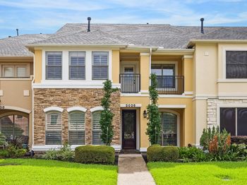 2026 PALM FOREST Lane