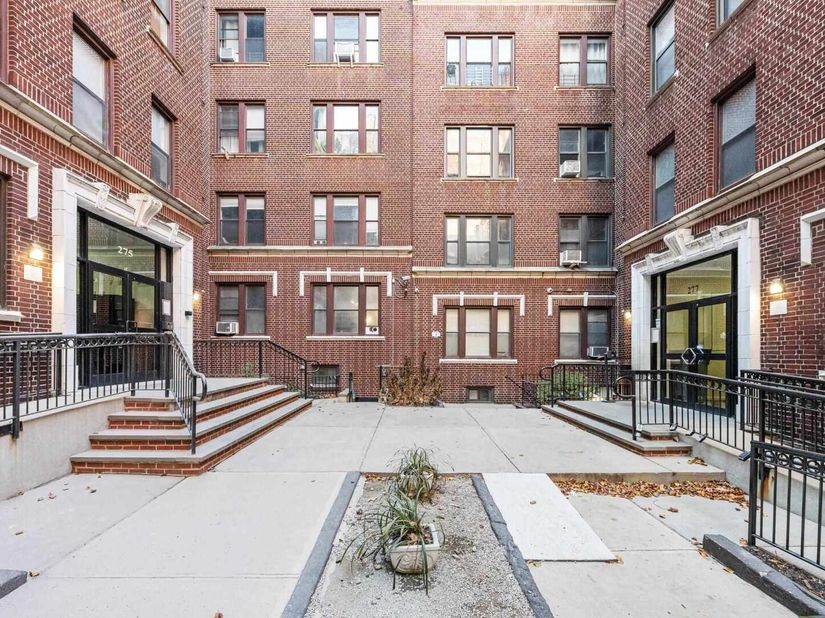 277 Harrison Ave C 8, Jersey City NJ 07304