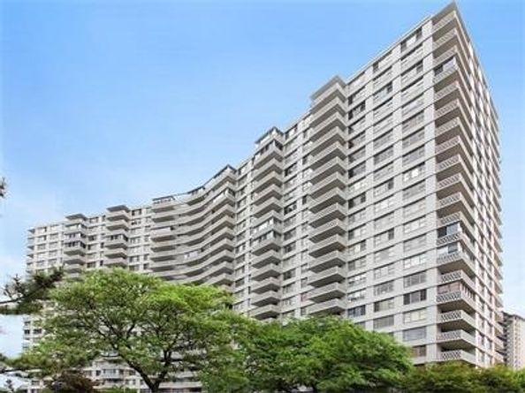 2100 Linwood Ave, Fort Lee NJ 07024