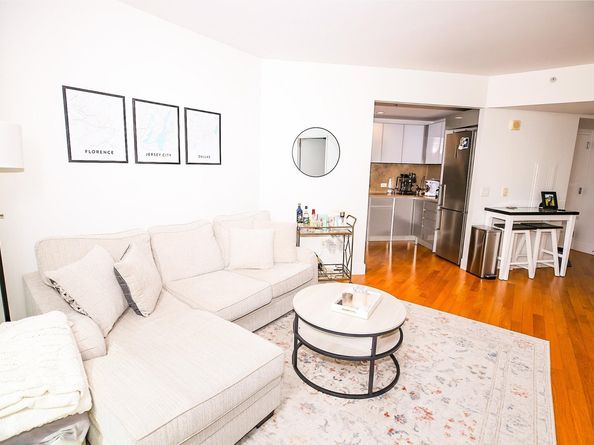 77 Hudson St 2602, Jersey City NJ 07302