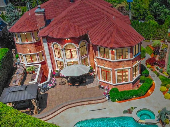 2 Euclid Rd, Fort Lee NJ 07024