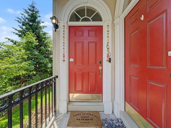 180 Blue Heron Dr