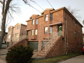 393 Washington Ave