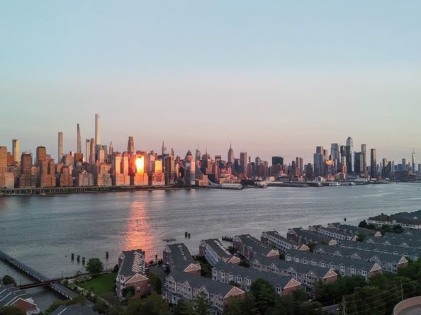 6600 Blvd East 11G, West New York NJ 07093