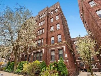 275 Harrison Ave