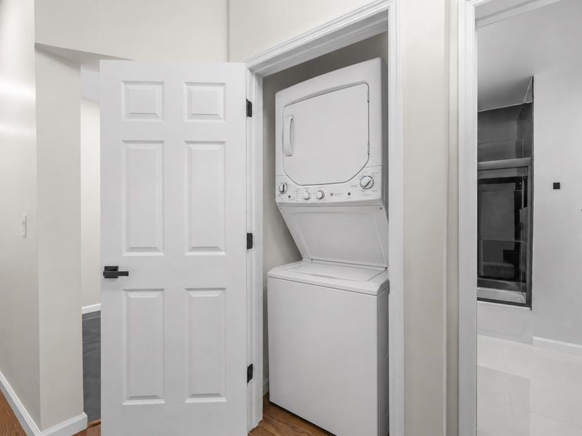 81 Romaine Ave 4 (202), Jersey City NJ 07306