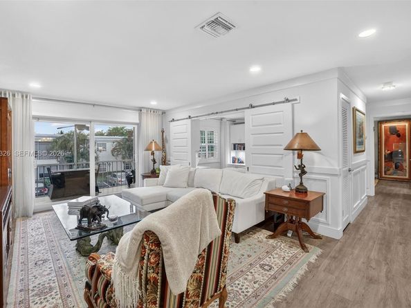 6471 Bay Club Drive 3, Fort Lauderdale FL 33308