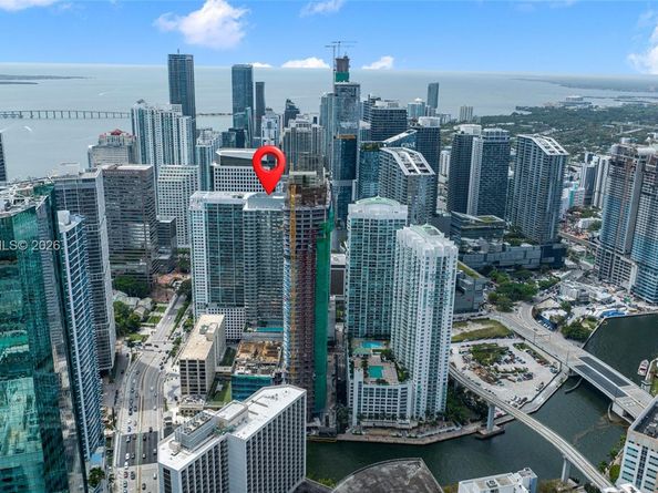 77 SE 5th Street 2914, Miami FL 33131