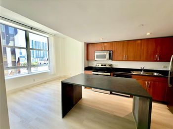 111 E Flagler Street