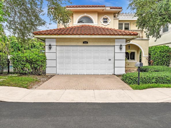 3555 Forest View Circle, Dania Beach FL 33312