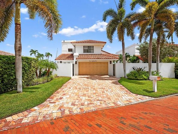 483 Pelican Way, Delray Beach FL 33483