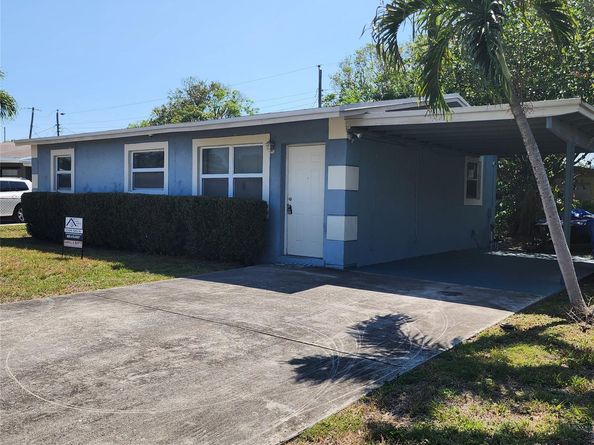1041 NW 23rd Ter, Fort Lauderdale FL 33311