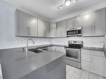 150 Jacaranda Country Club Dr