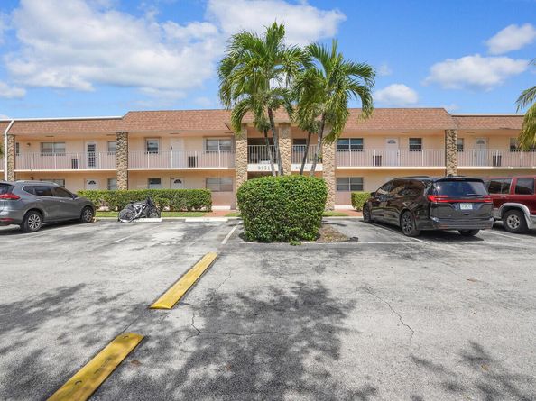 9851 Sandalfoot Boulevard 207, Boca Raton FL 33428