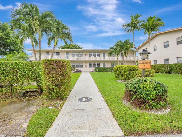 130 Cambridge F, West Palm Beach FL 33417