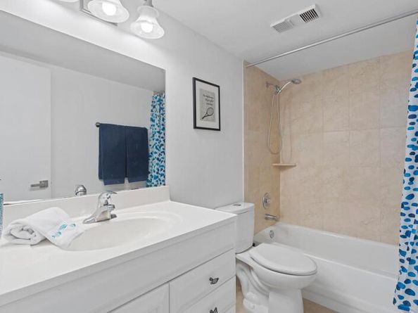 500 Egret Circle 8109, Delray Beach FL 33444