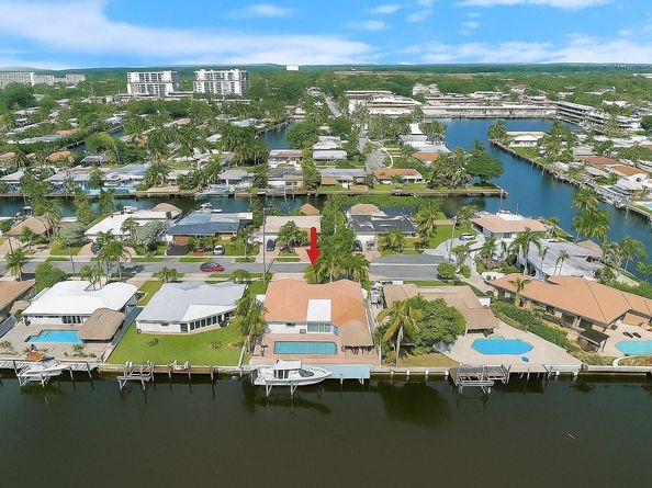 370 SE 3rd Ct, Pompano Beach FL 33060