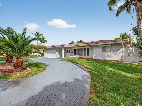 5950 NE 28th Avenue, Fort Lauderdale FL 33308