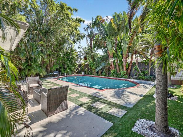 554 NW 45th Court, Oakland Park FL 33309