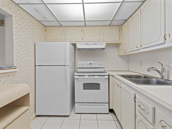 270 Farnham L 270, Deerfield Beach FL 33442