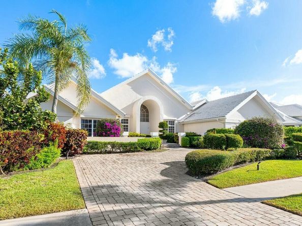 4869 Tallowwood Lane, Boca Raton FL 33487