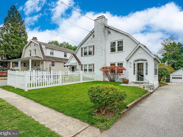 436 Saint Davids Avenue, Wayne PA 19087