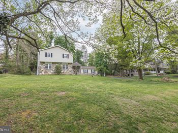 71 Oak Drive