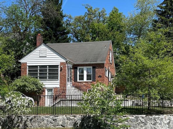 1301 N Kirkwood, Arlington VA 22201