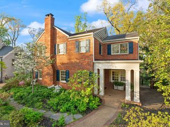 319 Kentucky Avenue