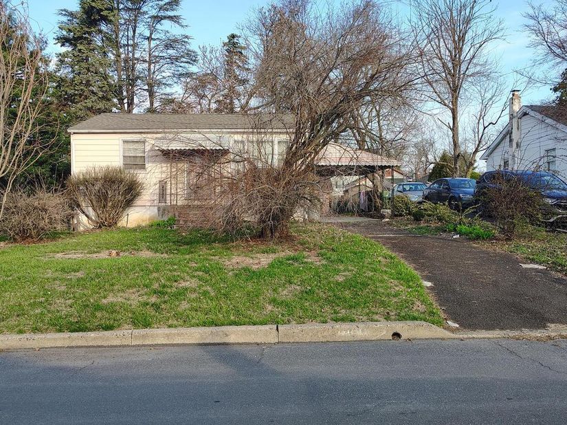100 Logan Avenue, Glenside PA 19038