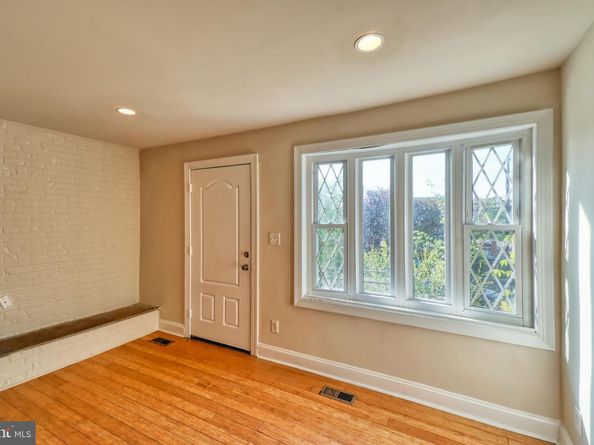 521 Foxhall Place SE, Washington DC 20032