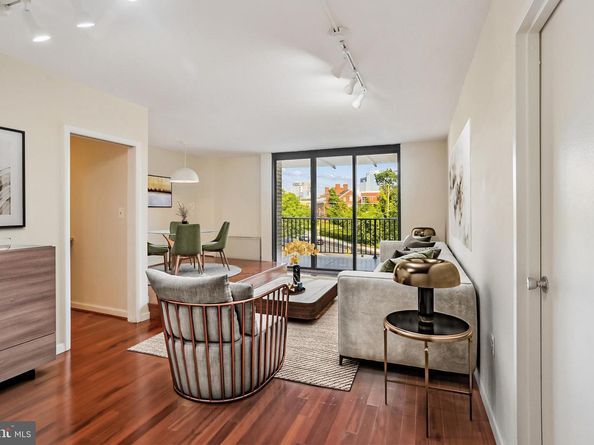 4242 East West Highway 414, Chevy Chase MD 20815