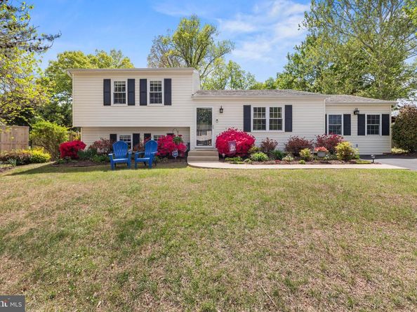 1315 Bayshire Lane, Herndon VA 20170