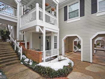 2905 S Woodley Street