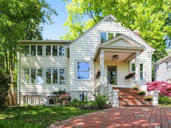 5045 Cathedral Avenue NW