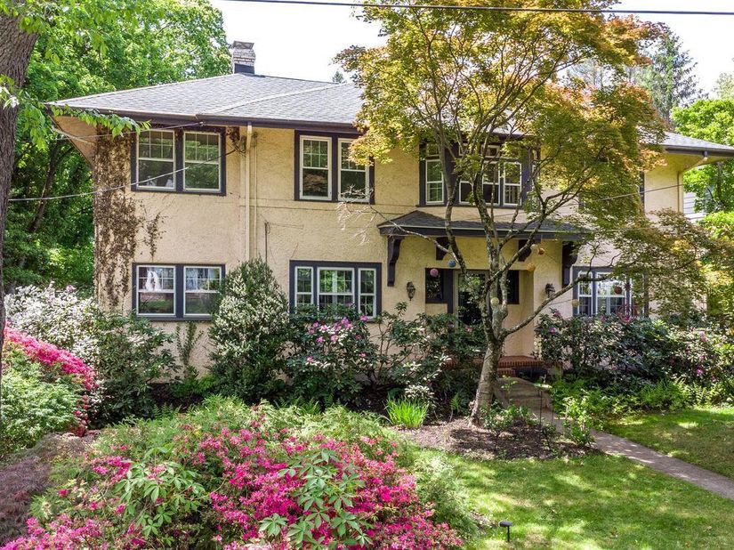 825 Highland Avenue, Morrisville PA 19067
