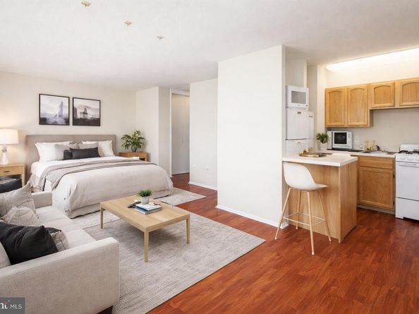 2101 Chestnut Street 1024, Philadelphia PA 19103