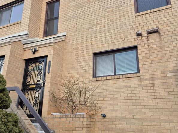 2757 31st Place NE 2757, Washington DC 20018