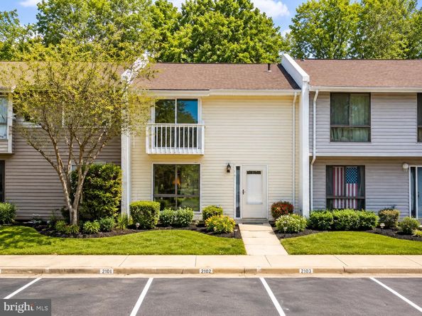 28 Wedgedale Drive, Sterling VA 20164