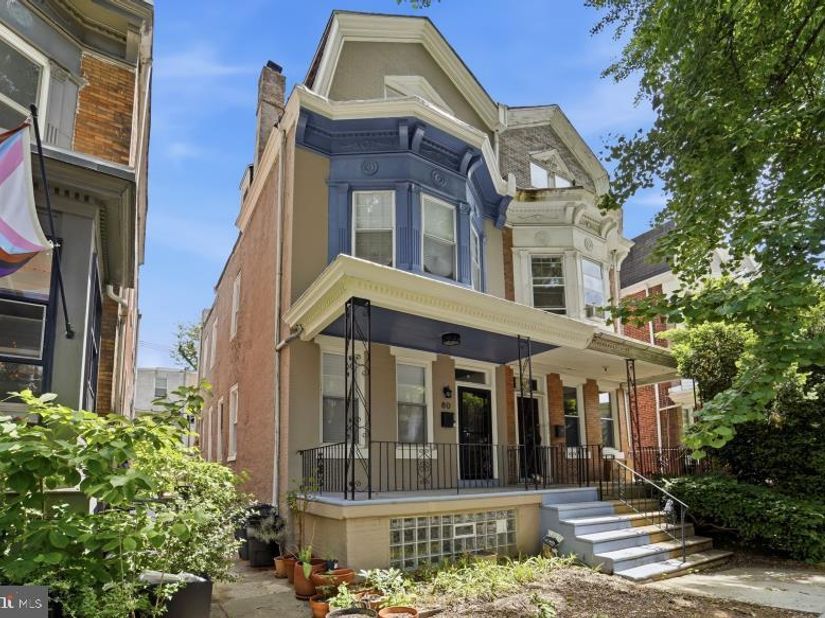 80 W Sharpnack Street, Philadelphia PA 19119