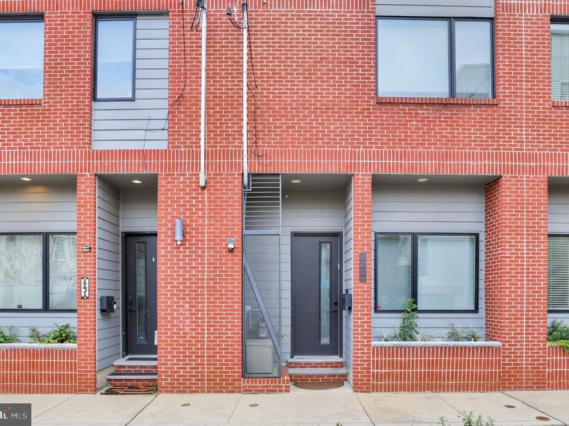 2229 N Hope Street, Philadelphia PA 19133